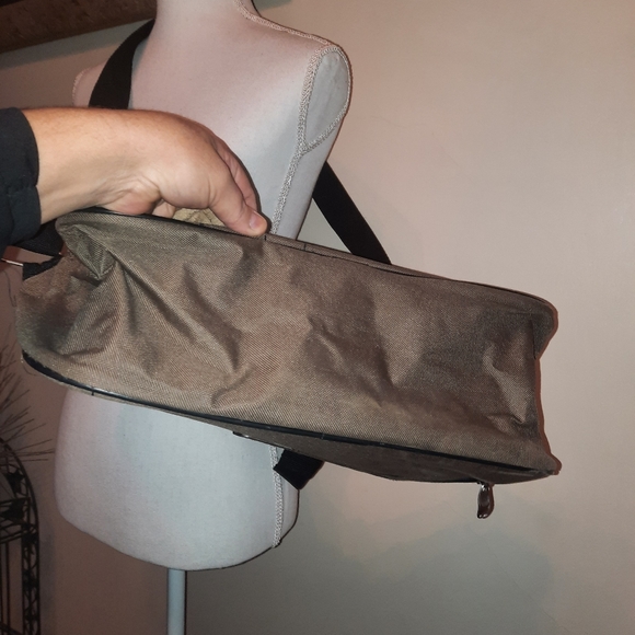 *bogo* prodigy crossbody/hand bag - Picture 4 of 6